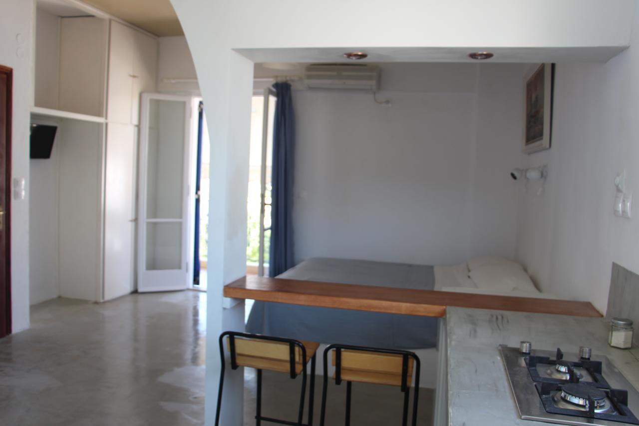 Ferienwohnung Pansion Andreas Tínos Exterior foto